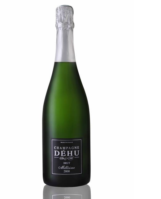 Le champagne brut millésimé 2000 de Benoit Déhu est un assemblage 68 % pinot meunier, 18 % chardonnay et 17 % pinot noir aux jolies notes beurrés, d'ananas et d'amandes.