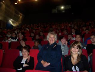 Jacotte Brazier, parmi les élèves du lycée Rabelais lors de la projection du film