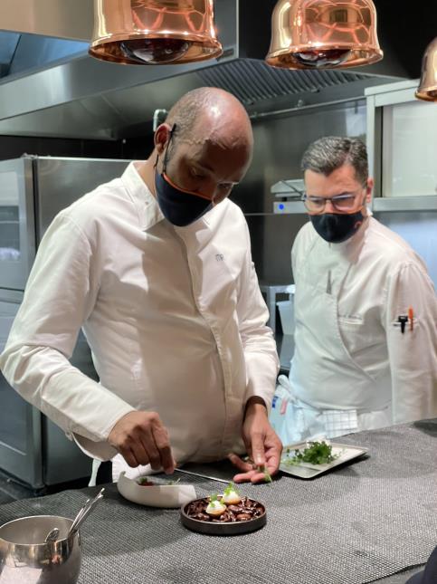 Marcel Ravin chef 1* du Blue Bay, le restaurant gastronomique du Monte Carlo Bay Hotel & Resort