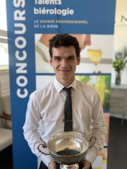 Maxence Coulomb, de l'école hôtelière Bonneveine de Marseille, a remporté le premier prix du...
