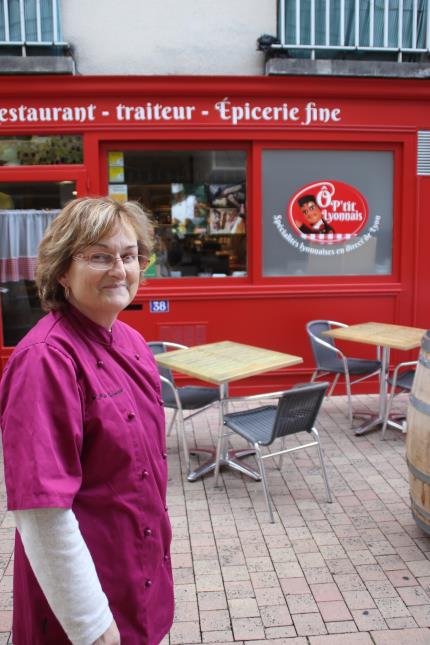 Anne Lagoutte rêvait depuis des années de proposer des recettes traditionnelles lyonnaises. Elle a trouvé son public à Villeneuve-sur-Lot.