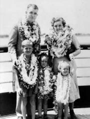 Roy et Estelle Kelley avec leurs enfants, Richard, Jean et Pat, en 1939.