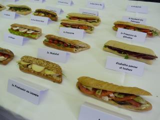 25 sandwichs étaient à déguster lors de la demi-finale du concours Sandwich by Brioche Dorée...