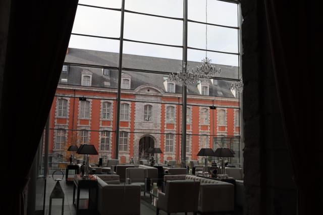 Le Royal Hainaut Spa & Resort a ouvert ses portes en 2019 à Valenciennes, au cœur d’un ancien hôpital général. 