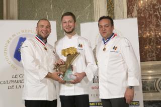 Guillaume Gomez, président de l'association Les Cuisiniers de la République et Emmanuel Renaut,...