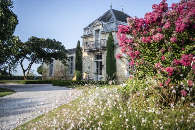 Le Château Cordeillan-Bages, membre des Relais & Châteaux.  