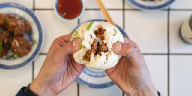 Les baozi viennent plutôt du nord de la Chine et présentent une pâte épaisse.