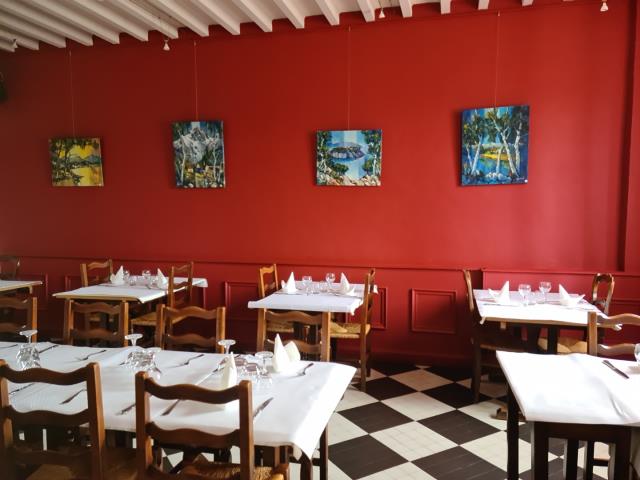 Le restaurant Le Prieuré, dans la Loire, est désormais en vente.