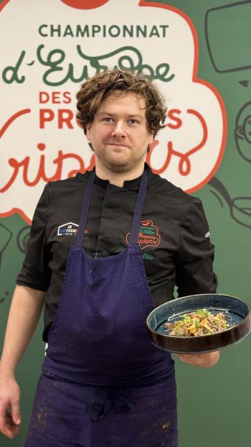 Ollie Clarke, restaurant Quedubon à Paris, a remporté le concours national Star Tripes, ce qui lui a permis de se qualifier pour le championnat européen.  