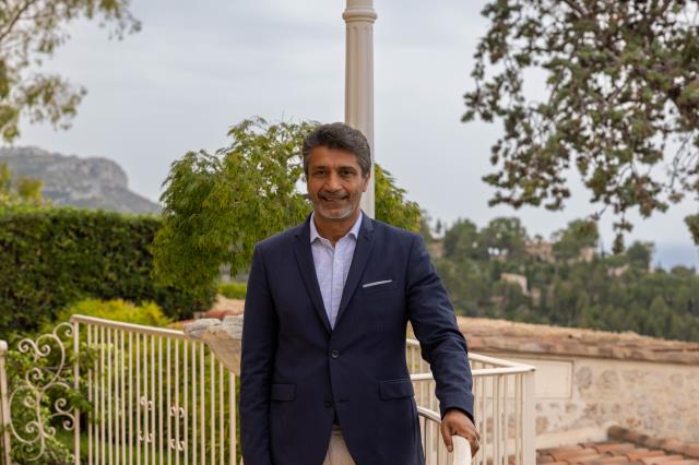 Thierry Naidu, directeur général de La Chèvre d'Or et Président fondateur de Phoenix Hotels Collection.