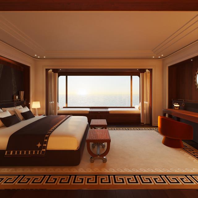 Une suite, avec vue panoramique sur la mer, à bord de l'Orient Express Corinthian.