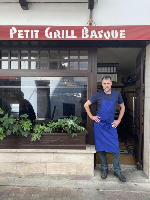 Iñaki Aizpitarte a repris le Petit Grill basque au printemps dernier.