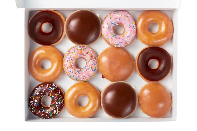 Un assortiment de donuts de Krispy Kreme.