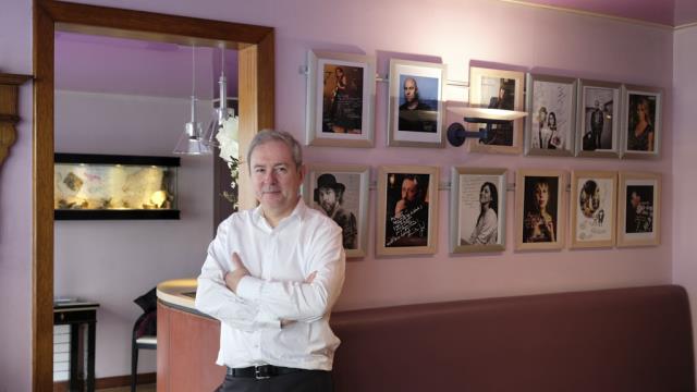 Georges André Piat passe la main après trente ans à la tête de l’Hôtel Urban style de l’Europe à Rouen.