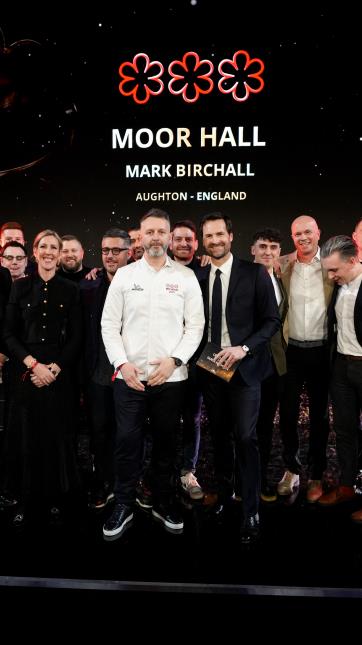  Mark Birchall décroche 3 étoiles Michelin pour son restaurant Moor Hall