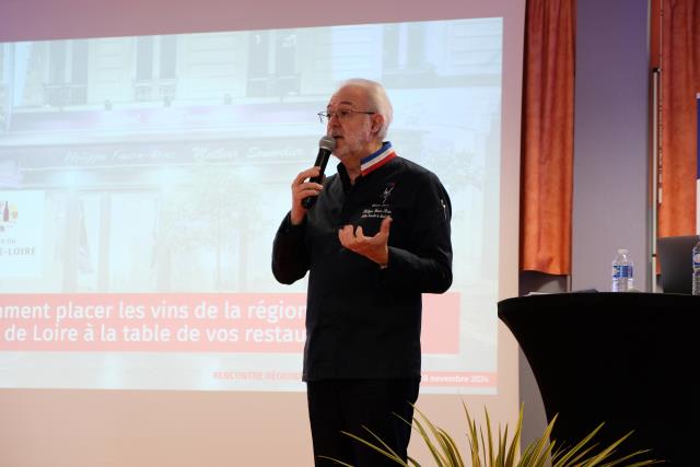 Pour Philippe Faure-Brac, meilleur sommelier du monde 1992, la nouvelle demande des clients va vers des vins accessibles, légers et festifs 