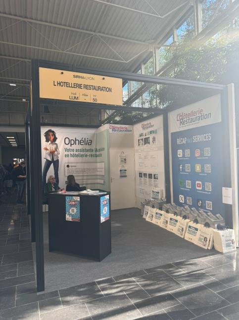 Le stand de L'Hôtellerie Restauration, place des Lumières