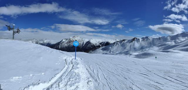 42 % des professionnels des stations de ski anticipent une fréquentation supérieure à celle de l’année dernière. 