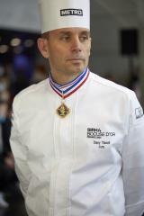 Le chef et Meilleur Ouvrier de France Davy Tissot.