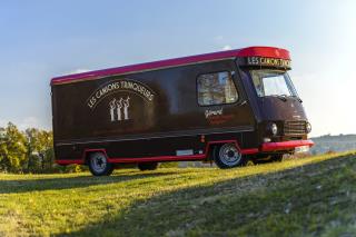 Wine truck sur les routes, les camions trinqueurs