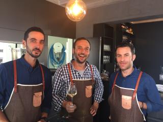 Paul Langlère (au centre) a ouvert une table bistronomique, Le Sépia, au printemps dernier.