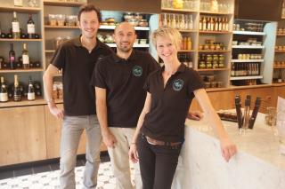 De g. à d., les restaurateurs Clément Fleck, Arnaud Perlot et Carole Fleck veulent démocratiser la...