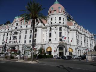 Le Negresco: une signature du luxe, des arts et du patrimoine