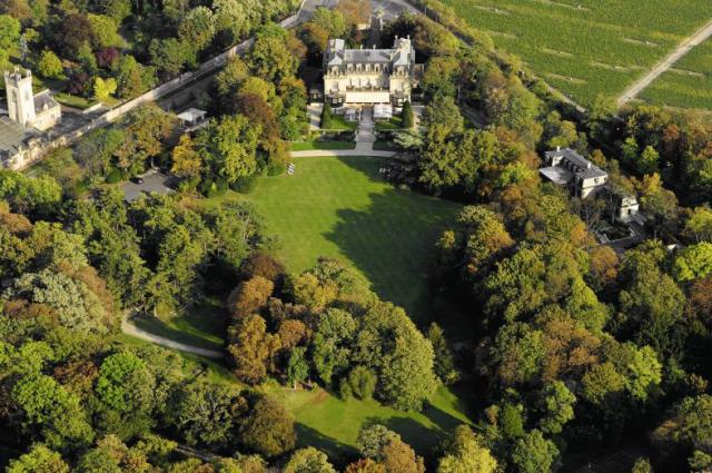 Vue aérienne du domaine Les Crayères.