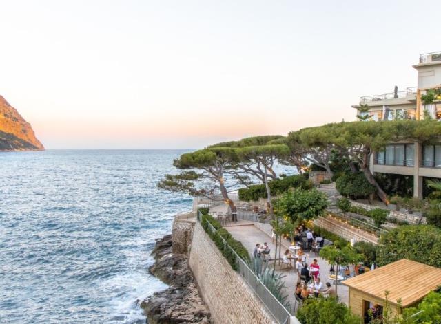 Les Roches Blanches, hôtel 5 étoiles situé à Cassis.