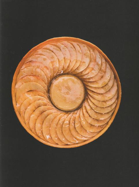 Tarte aux pommes et compote à la vanille, recette harmonisée du livre 'Tartes'.