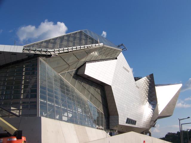 Le musée de la Confluence, actuellement en construction, ouvrira le 17 décembre.