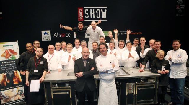 Le jury et les candidats avec Frédéric Masse, Guillaume Gomez, Nicolas Riefel, ancien Master Chef Alsace.