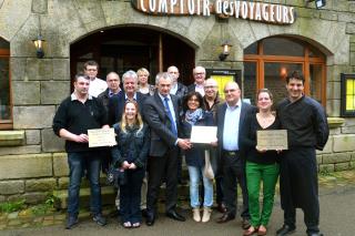 La remise des Plaques de Maitre Restaurateur par le Préfet Jean-Luc Videlaine  en présence d'Hubert...