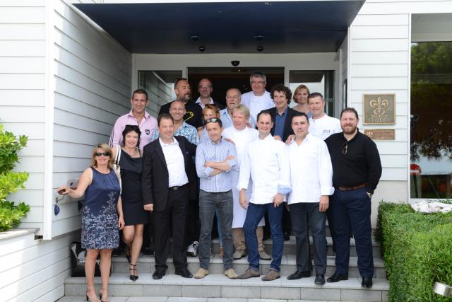 Les lauréats du Gault&Millau Tour 2014 « Pays de la Loire et la Bretagne » réunis chez Michèle et Philippe Vételé, à la tête du restaurant Anne de Bretagne, à La Plaine sur mer (44).