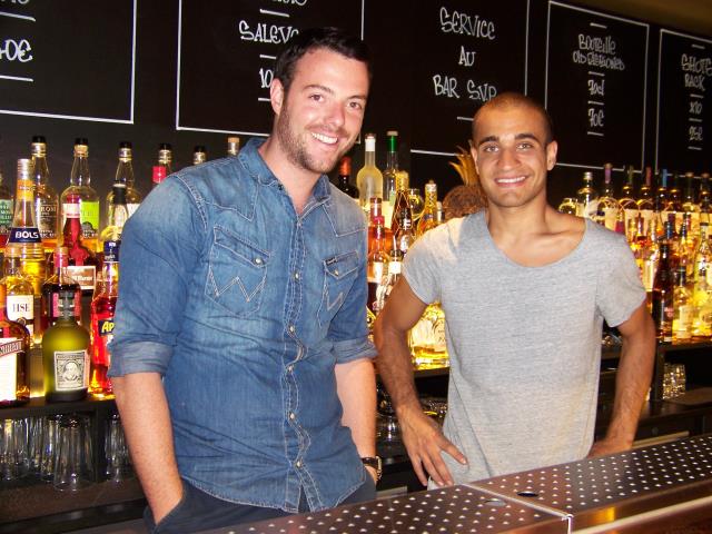 Marc Bonneton (à gauche) et Franck Dedieu ont fait le choix d'un bar à rhum à l'ambiance décontractée