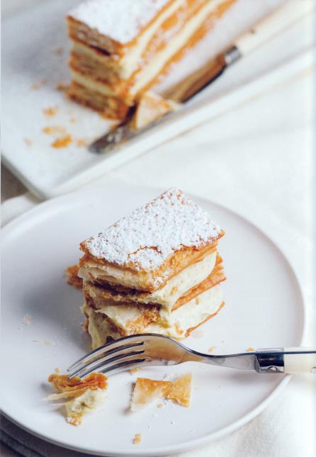 Mille-feuille, recette harmonisée du livre 'Desserts'.