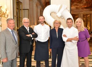 Gérard Perse, Alain Ducasse, Cédric Béchade, Chantal Perse, Christophe Saintagne et Amanda Lear.