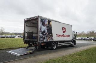 Camion de livraison fonctionnant au biodiesel 100% de Transgourmet
