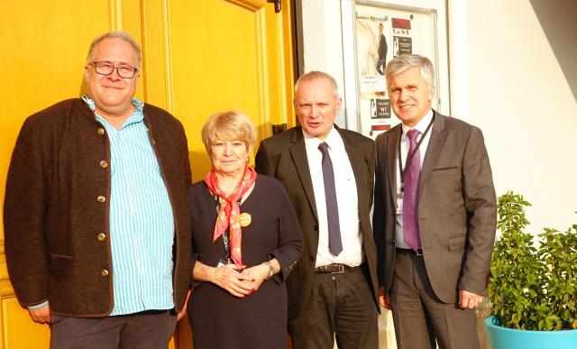 Laurent Duc, UMIH national, Martine Courbon, présidente du Puy-de-Dôme, Thierry Perbet, président de l'Auvergne, Alain Grégoire, trésorier de l'UMIH63 : le rapprochement avec Rhône-Alpes est en route, et doit être finalisé en fin d'année.