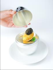 Pomme de terre Agria soufflée craquante,  nage émulsionnée de crustacés, caviar