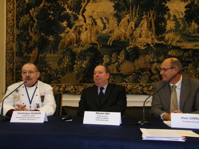 Dominique Salmon, Michel Jau le préfet et Alain Jumeau, président de la CCI