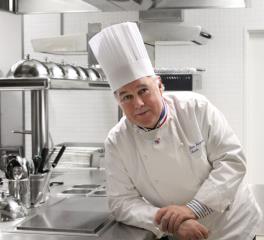 Jean-Jacques Massé, directeur de la gastronomie de La Grande Epicerie de Paris