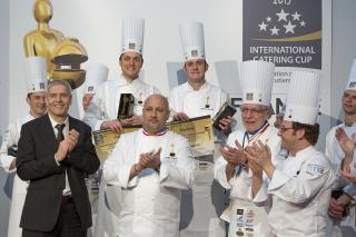 L'équipe du Shangri-la hôtel représentera la France en 2015 à l'International Catering Cup. Au...