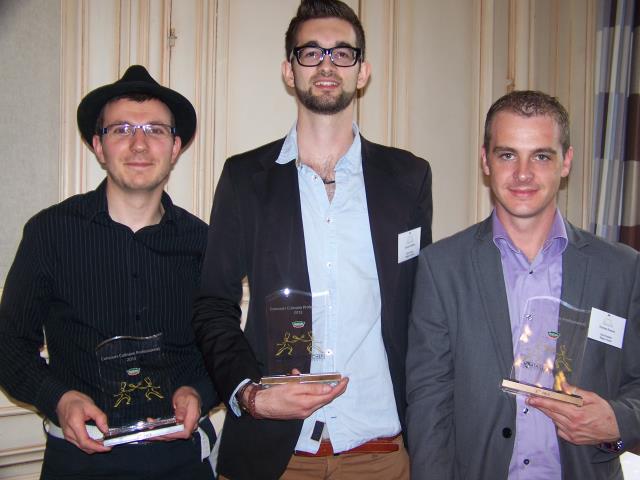 Les trois lauréats  : Au centre, Clément Mathé (1er), à gauche, Guillaume Labitté (2e) et Thomas Evanno (3e).
