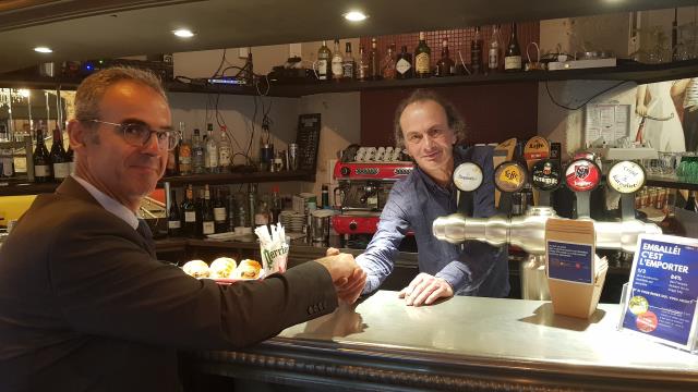 Jean-François Aubert, président de l'association Libegaf et Karl Olio, Café Edouard autour du kit contre le gaspillage alimentaire