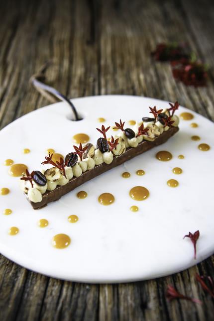 Finger chocolat blanc, café, caramel au beurre salé,  de Noémie Honiat.