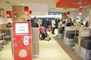 Burger King Alésia se déploie sur 2 niveaux pour 1200m2.