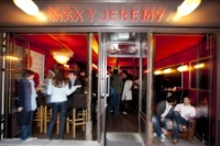 Le bar  tapas Max y Jrmy, dans le IIIe arrondissement de Paris.