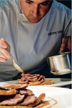 Parmi les 15 mtiers qui vont le plus recruter en 2012, les cuisiniers arrivent en neuxime position.