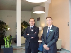 Olivier Colombet, prsident du directoire et Henri Gilardeau, directeur de Villemanzy, partent  la conqute d'une clientle d'affaires et de tourisme.